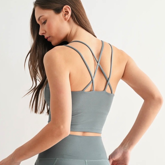 Women’s Strappy Sports Bra-seamless, Strech, Minimalist Yoga Crop Top-Gym Active - Picture 3 of 3